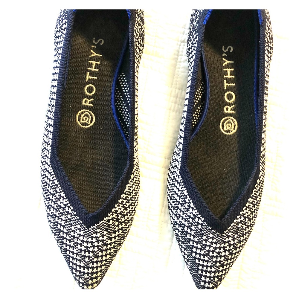 Rothys The Point Navy EUC Size 8